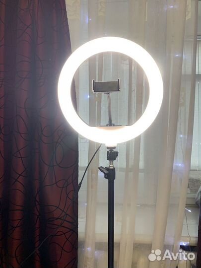 Кольцевая лампа профессиональная