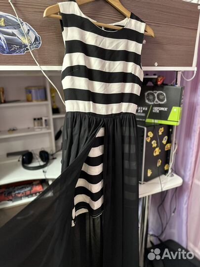 Платье женское