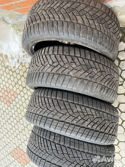Goodyear UltraGrip Performance SUV Gen-1 275/45 R21 110V