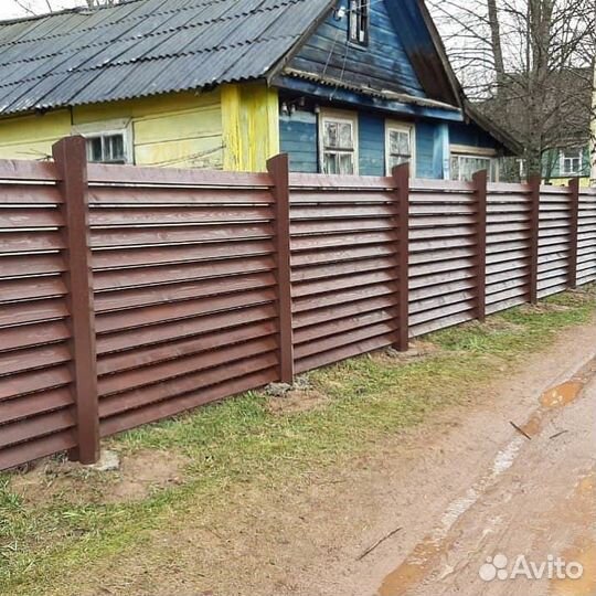 Забор жалюзи деревянный для дачи