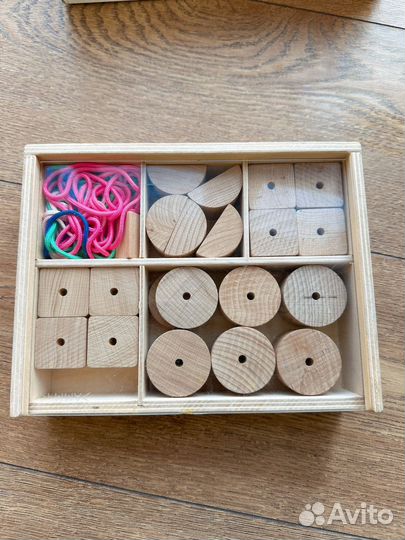 Игрушки икеа железная дорога и бусы