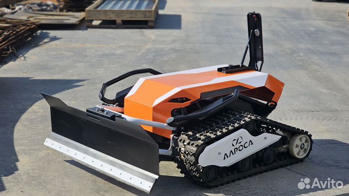 Робот снегоуборщик