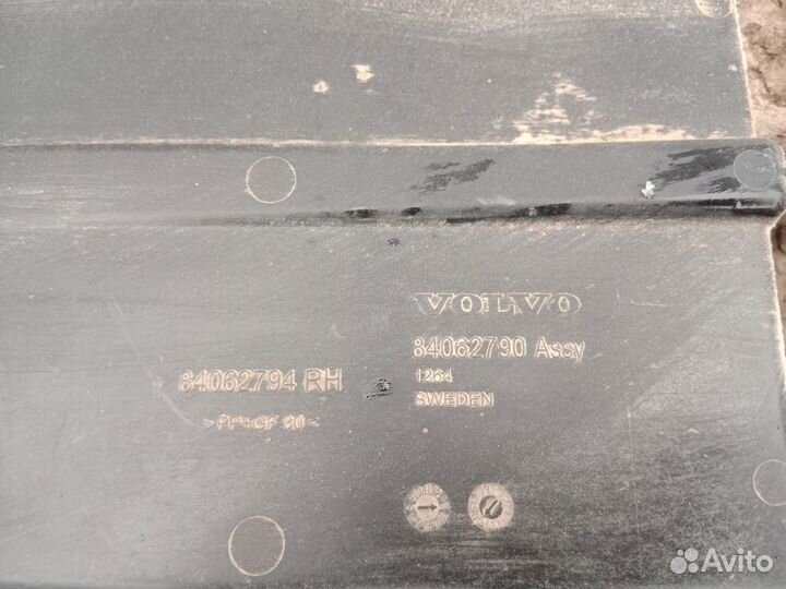 Бардачек вещевой(отсек )кабины Volvo FH 4