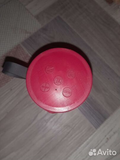 Портативная колонка jbl