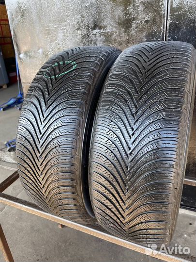 Michelin Alpin 5 215/65 R16