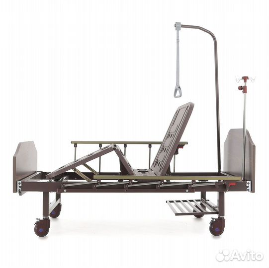 Медицинская кровать для ухода за больными