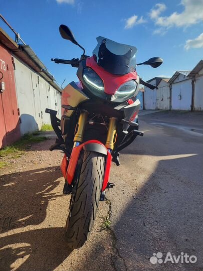 BMW F900XR продам