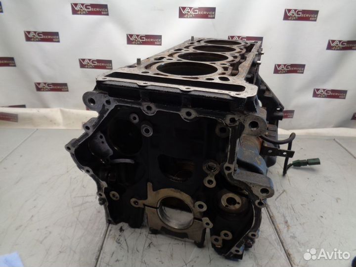 Голый блок цилиндров VAG VW 2.0 CAW