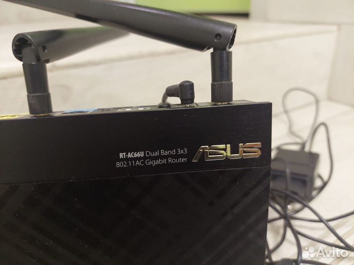 Asus RT-AC66U - роутер