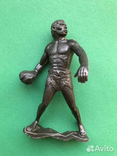 Неандертальцы дзи. Советские коллекционные игрушки