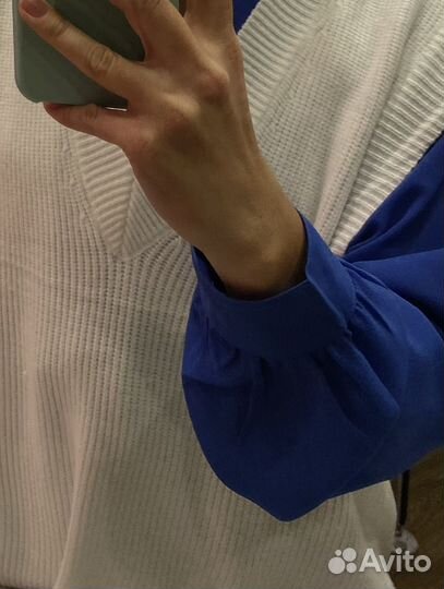 Жилет вязаный женский