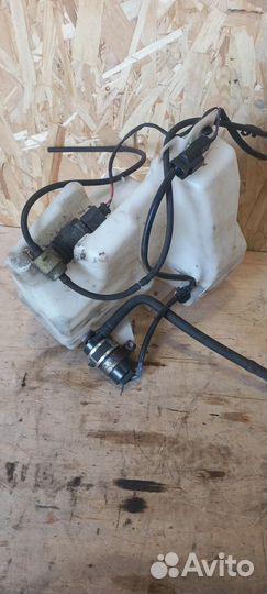 Бачок омывателя Citroen C-Crosser