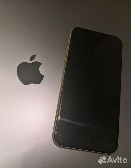 iPhone Xr, 128 ГБ