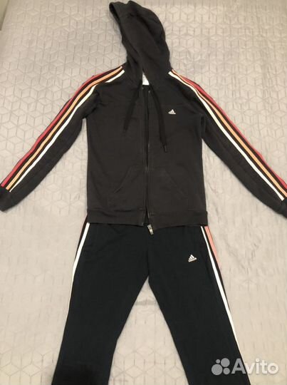 Спортивный костюм adidas
