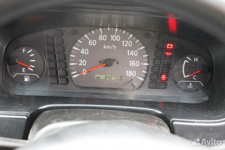 Nissan Expert 1.8 AT, 2001, 342 700 км