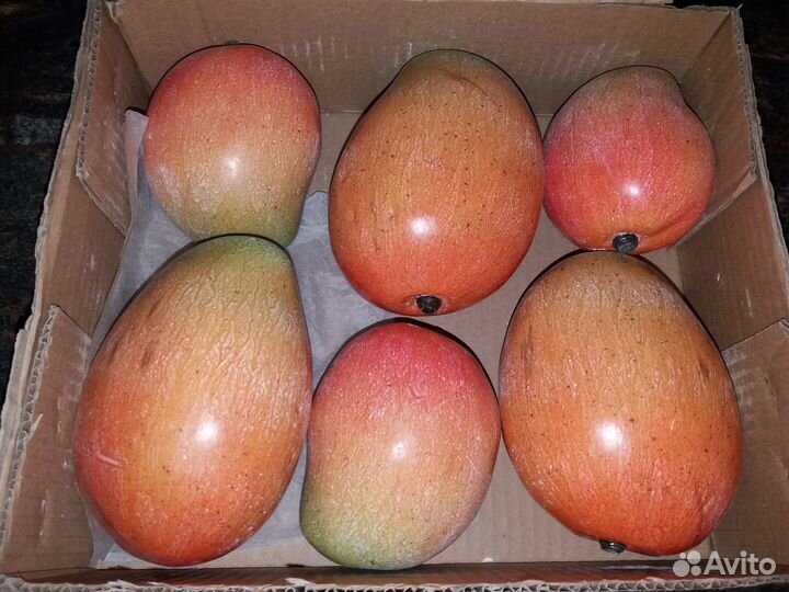 Сувенирный набор манго в коробке