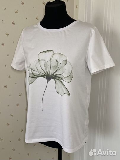 Футболка женская