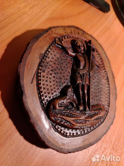 Икона на спиле оливы 19в