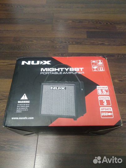 Продам гитарный комбоусилитель NUX Mighty 8BT