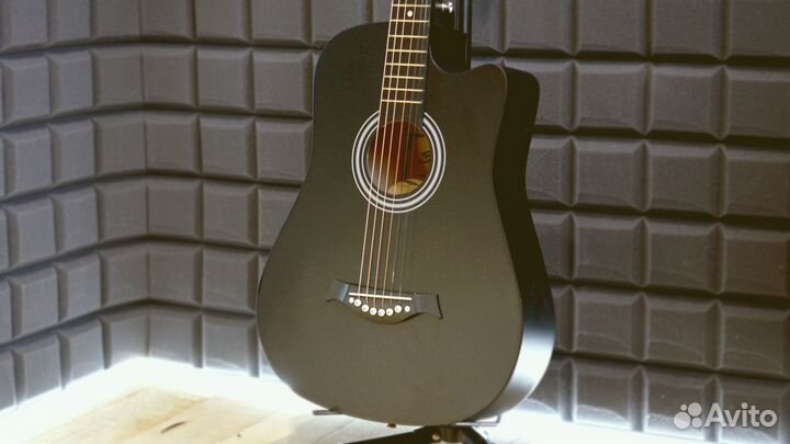 Акустическая гитара новая упаковка