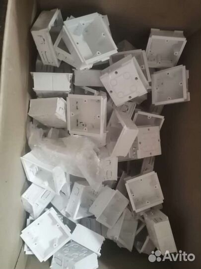 Подрозетник MK Electric VTS6035 WHI одинарный