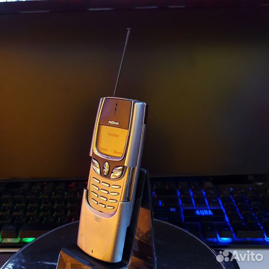 Nokia 8890