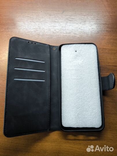 Кожаный чехол-книжка для Realme Narzo 50A