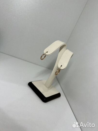 Золотые серьги 585