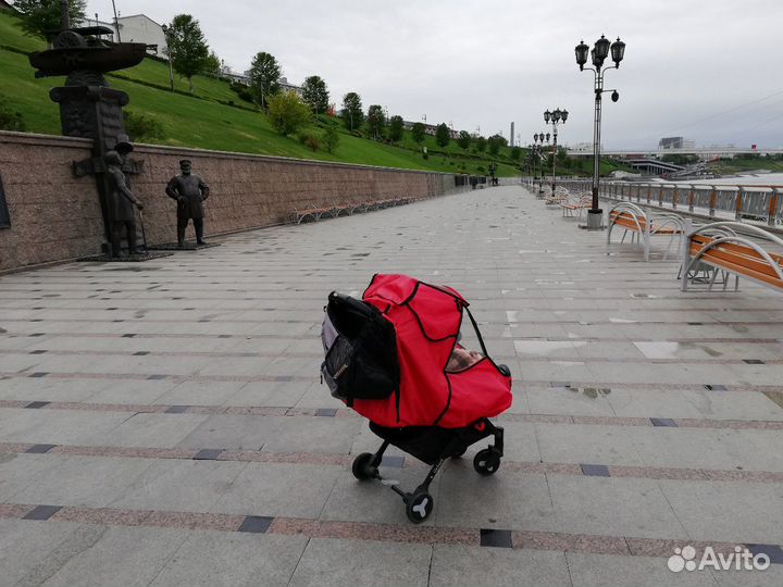 Универсальный дождевик на коляску Пупс земли