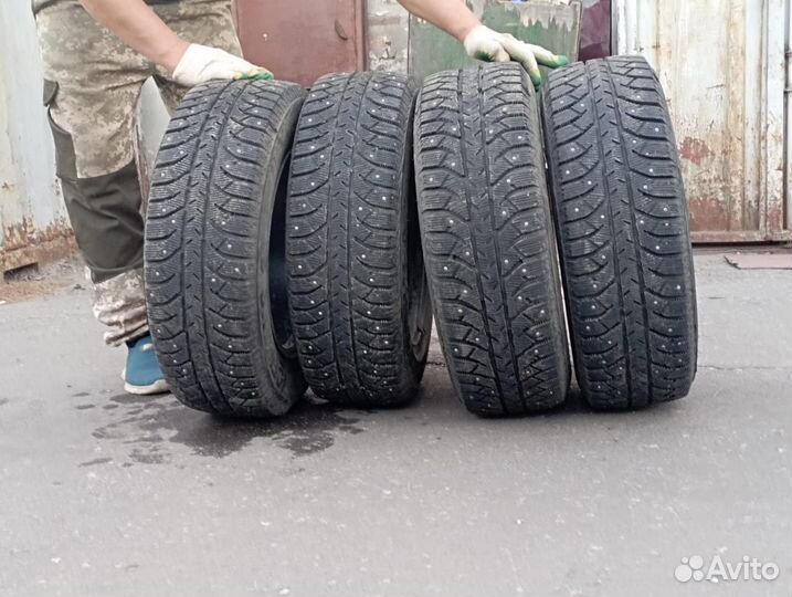 Зимняя резина с литыми дисками