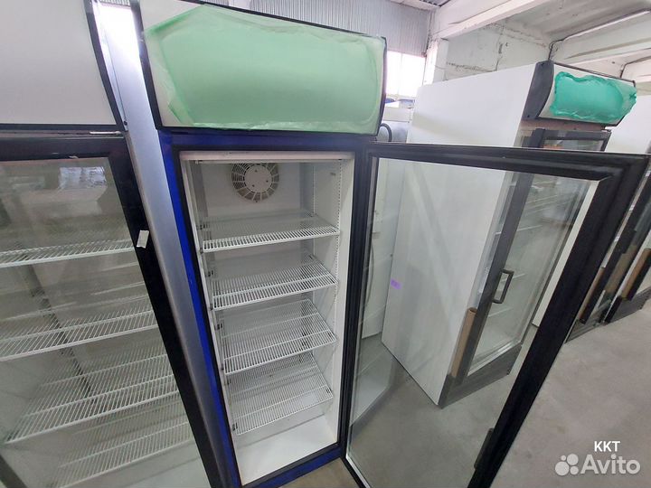 Холодильный шкаф Helcama