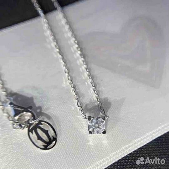 Золотое колье C de Cartier