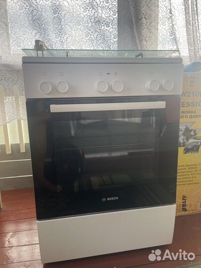 Газовая плита Bosch HGD425120R