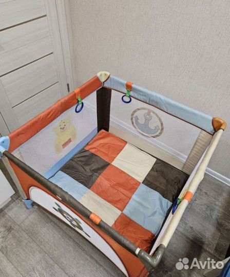Детская кровать манеж