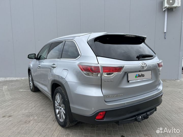 Toyota Highlander 3.5 AT, 2015, 137 334 км