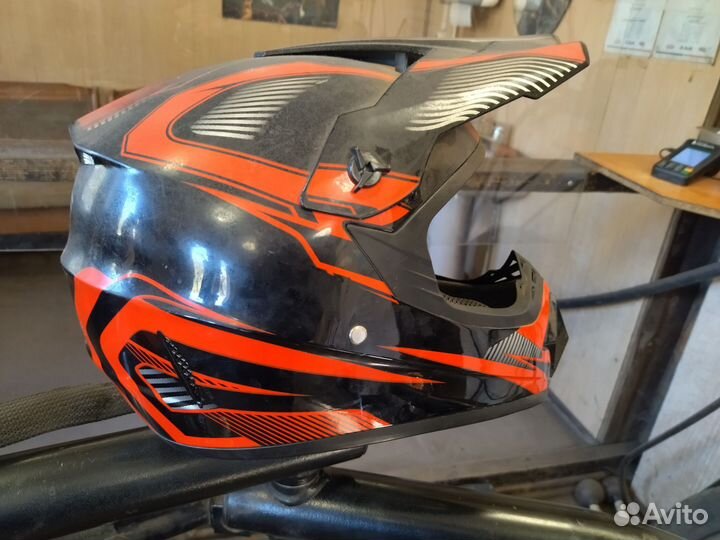 Шлем для мотокросса бу