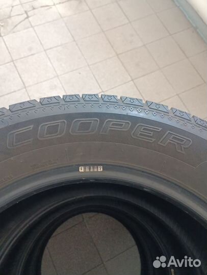 Cooper Discoverer A/T 225/65 R17