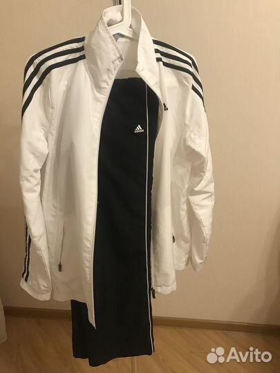 Спортивный костюм adidas