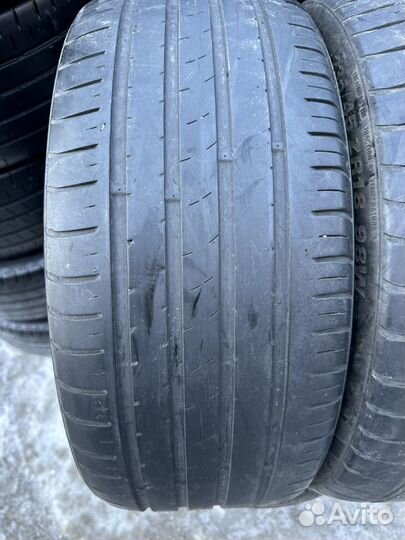 Kumho Ecsta HS51 235/45 R18 98W