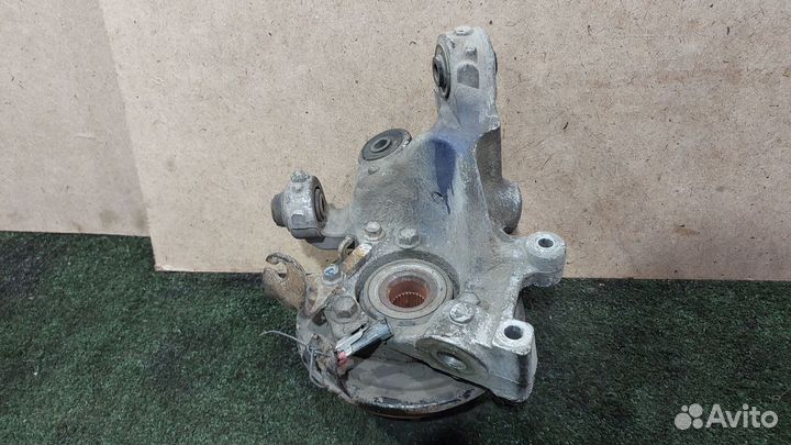 Кулак задний правый 4x4 LH2 4.6 STS 1