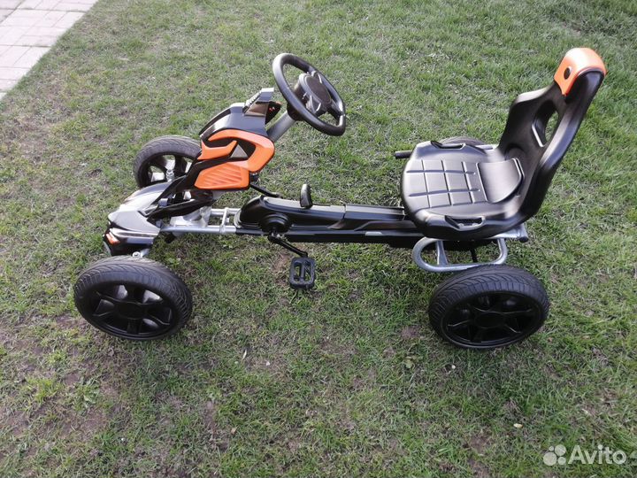 Детский веломобиль