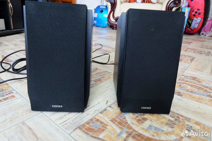 Колонки Edifier R1700BT, bluetooth