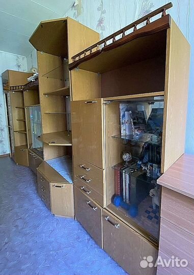 Стенка 7 предметов