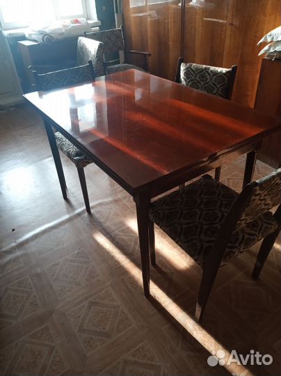 Стол обеденный раздвижной бронь