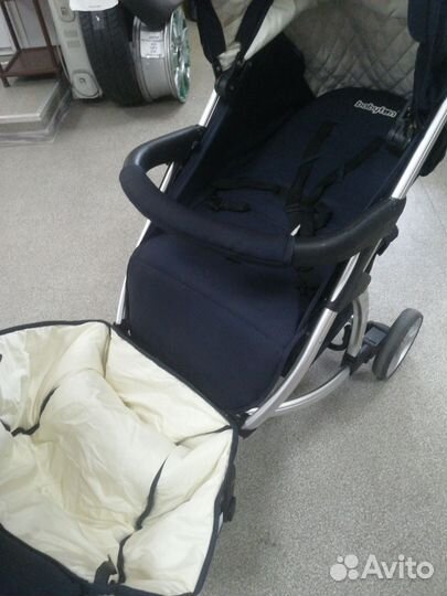Прогулочная коляска