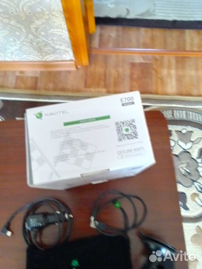 Навигатор navitel E700
