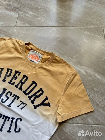 Футболка Superdry