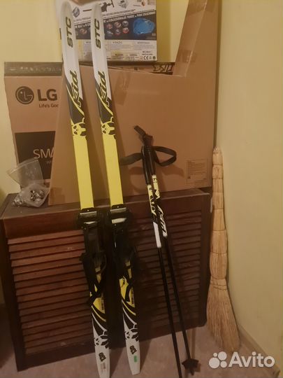 Комплект лыжи и палки детский