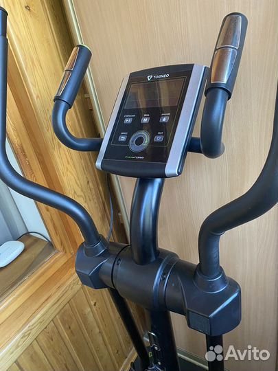 Эллиптический тренажер torneo