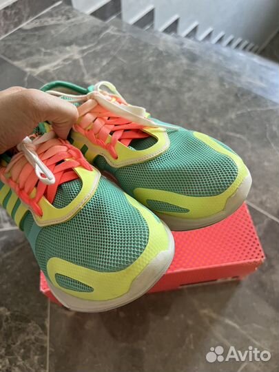 Кроссовки adidas